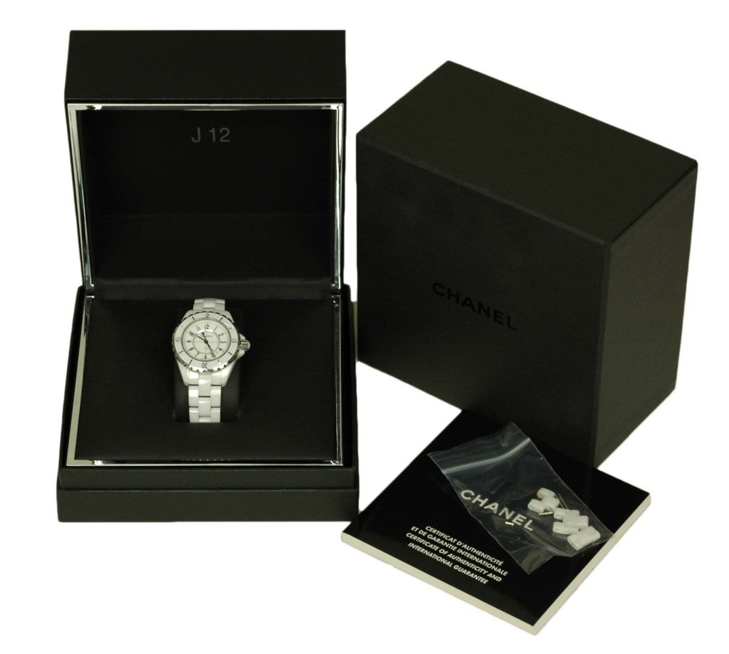 CHANEL White Ceramic J12 Wristwatch 33mm 1