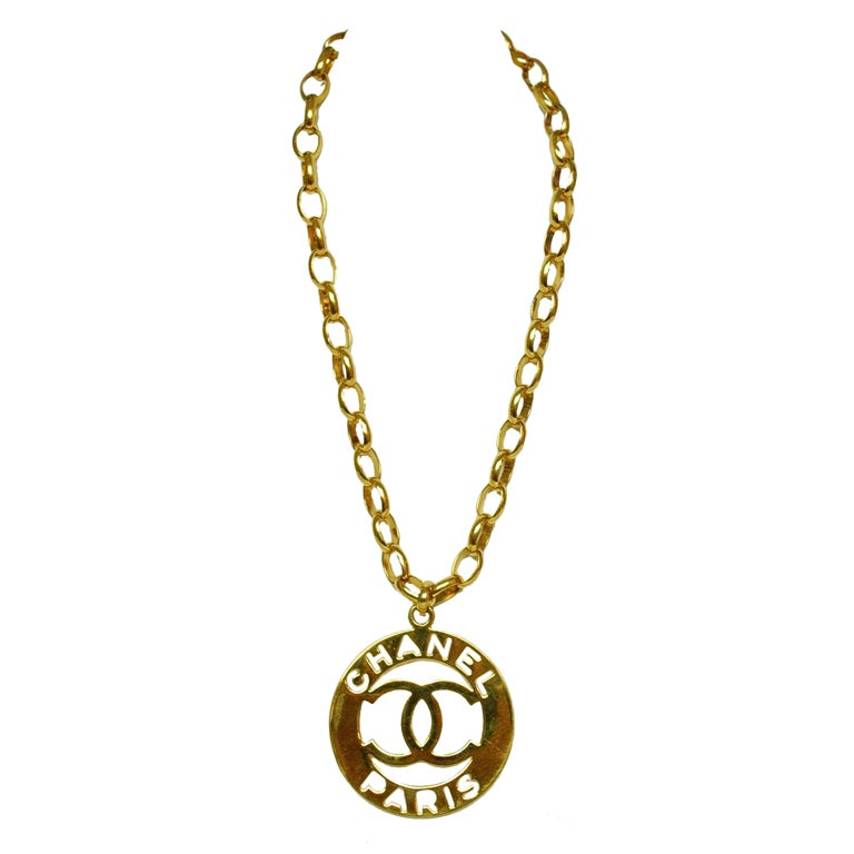 CHANEL Gold Medallion on Heavy Chain Necklace