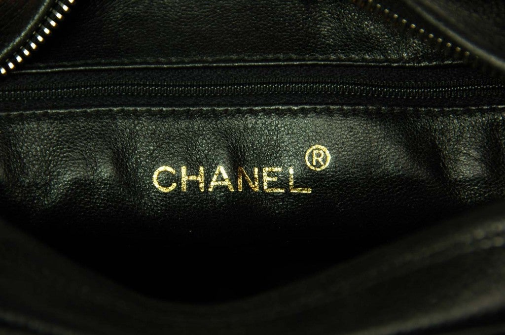 CHANEL Black Caviar Leather Vintage Camera Bag 5