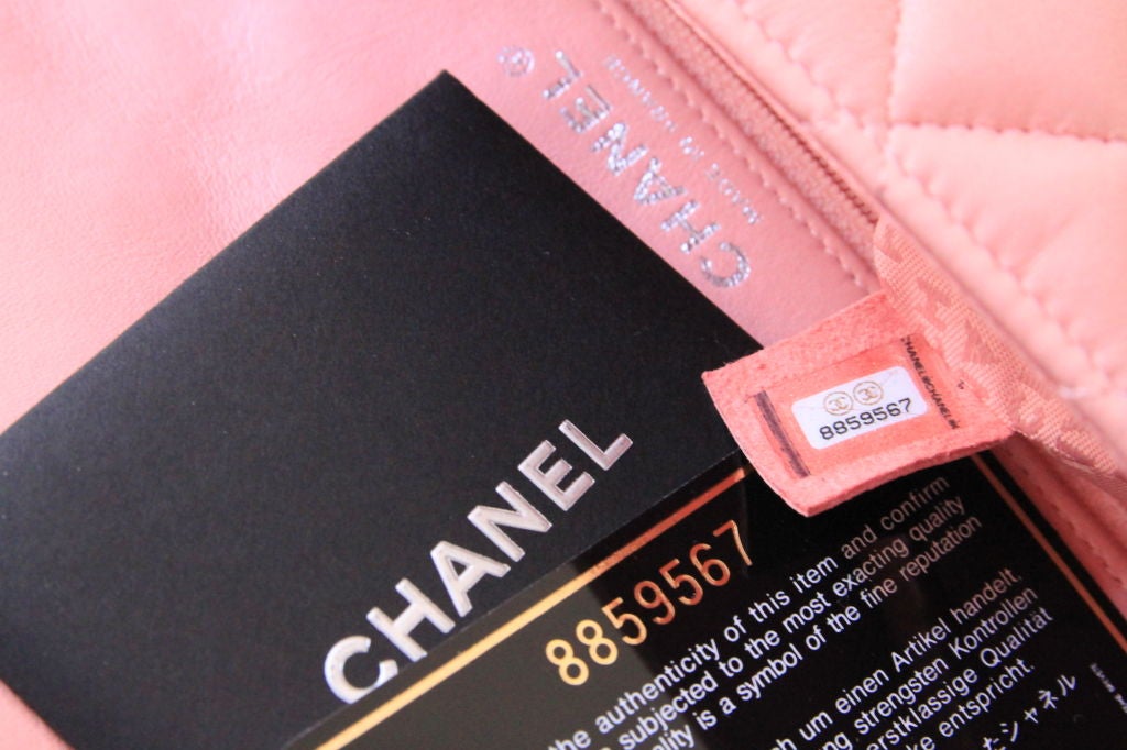 Chanel Valentine Heart Chain Pink Quilted Leather 10