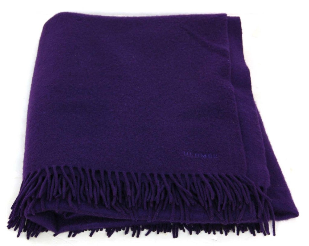 Hermes Dark Purple Double Face Cashmere Throw with Fringes
Materials: 100% Cashmere
Made In Italy

Length: 84