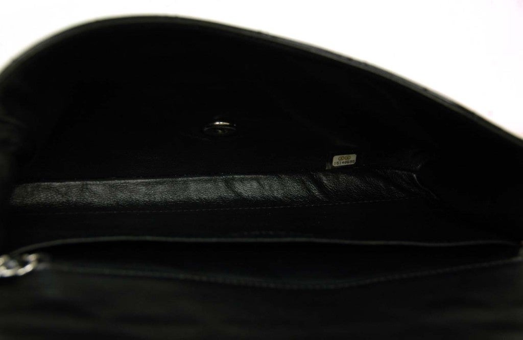CHANEL Black Patent Leather Shoulder Bag 3