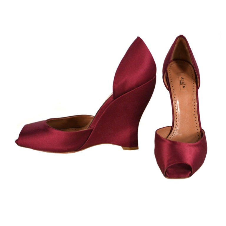 Alaia Burgundy Wedges