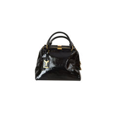 Yves Saint Laurent Black Patent Leather Purse Yves Saint Laurent Black Patent Leather Purse
