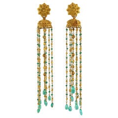 Indian Emerald and Gold Chandelier Earrings