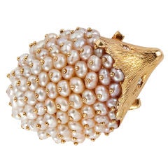 Pearl and Gold Hedgehog Brooch
