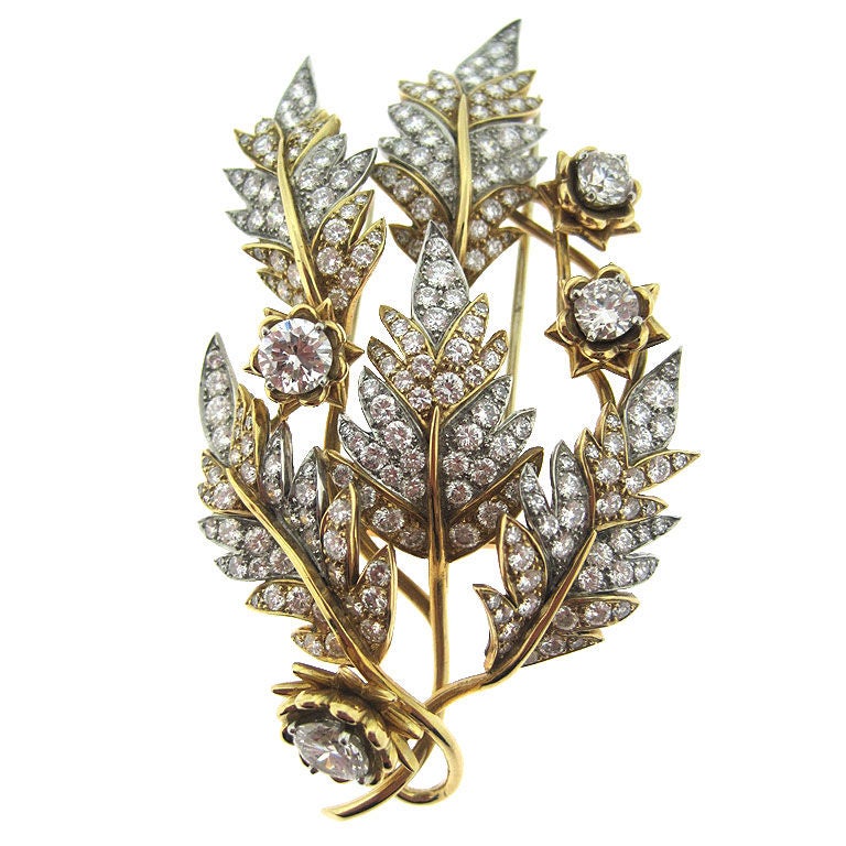TIFFANY- SCHLUMBERGER Gold and Diamond Leaf Brooch For Sale