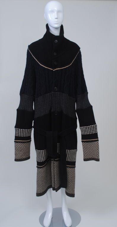ISSEY MIYAKE SWEATER COAT