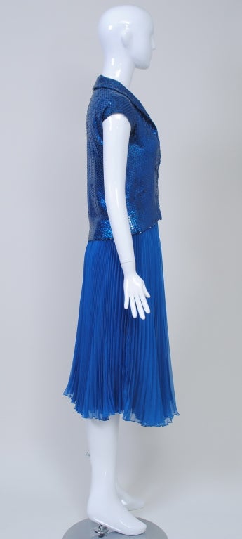 Women's NORELL BLUE SEQUINED TOP AND CHIFFON SKIRT For Sale