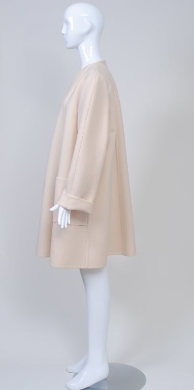 Trigere White Wool Swing Coat In Excellent Condition In Alford, MA