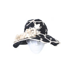 Vintage BLACK AND IVORY RAFFIA HAT WITH GRAPE CLUSTER