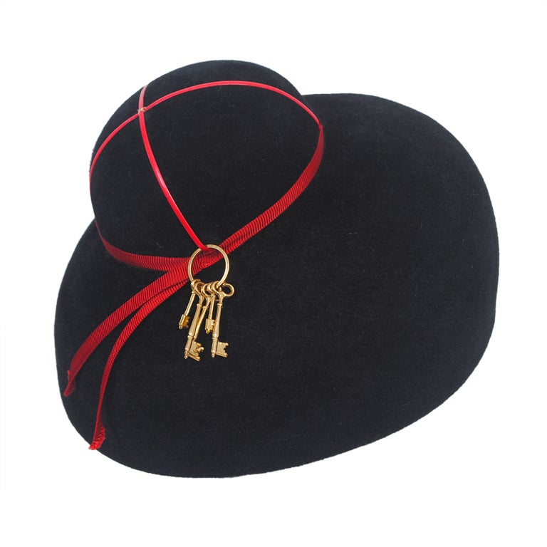 Adolfo Black Felt Hat w/keys
