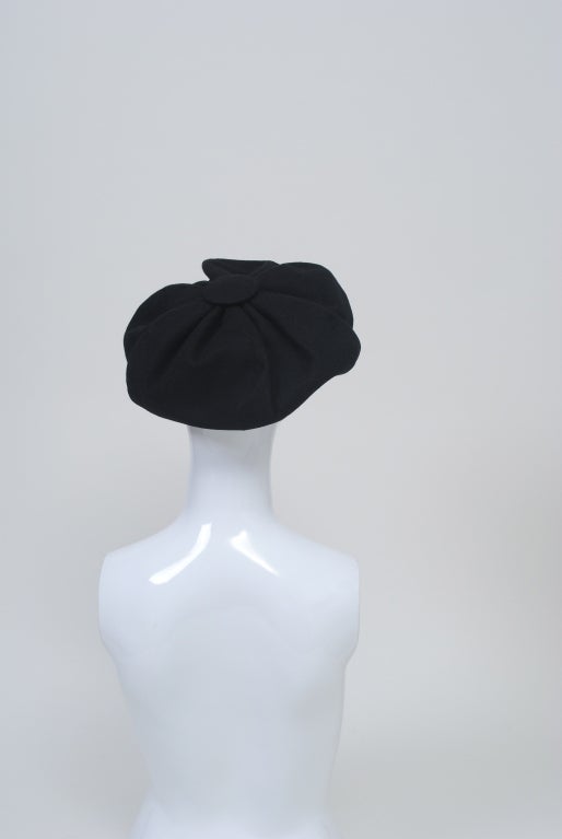 Hattie Carnegie Black Wool Beret In Excellent Condition In Alford, MA