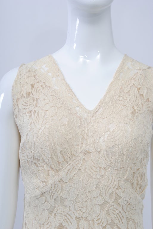 Elfenbeinfarbene Spitze 1930s Hochzeit Ensemble im Zustand „Gut“ im Angebot in Alford, MA