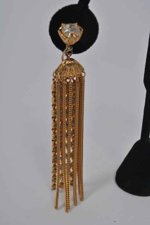 Napier gold chain and rhinestone earrings In Excellent Condition In Alford, MA