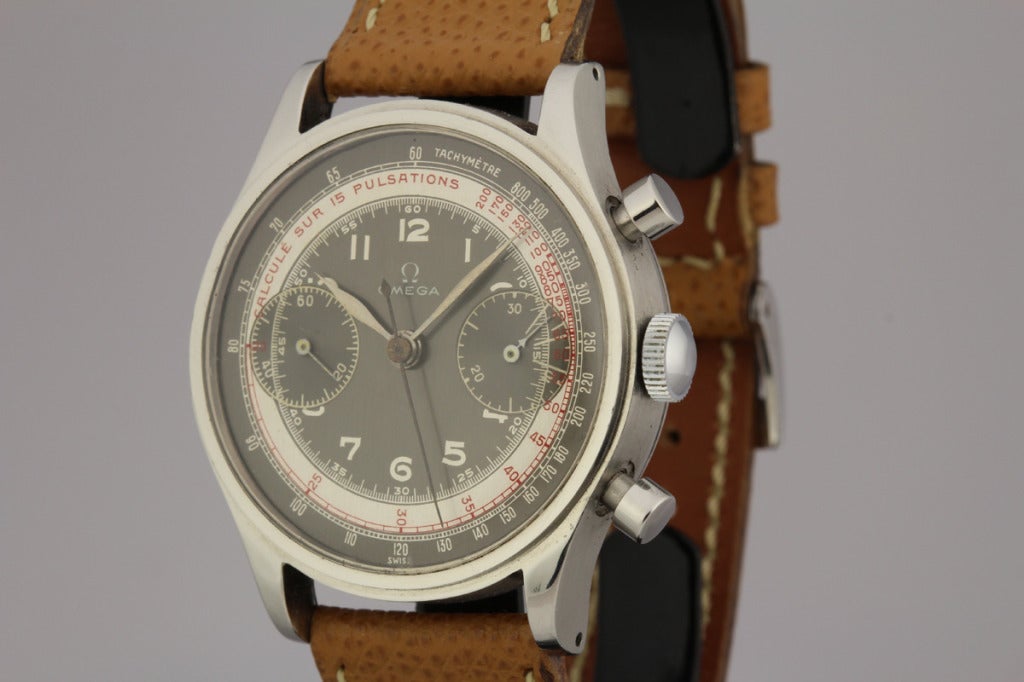 Omega Stainless Steel Chronograph Wristwatch circa 1940s In Excellent Condition In Miami Beach, FL