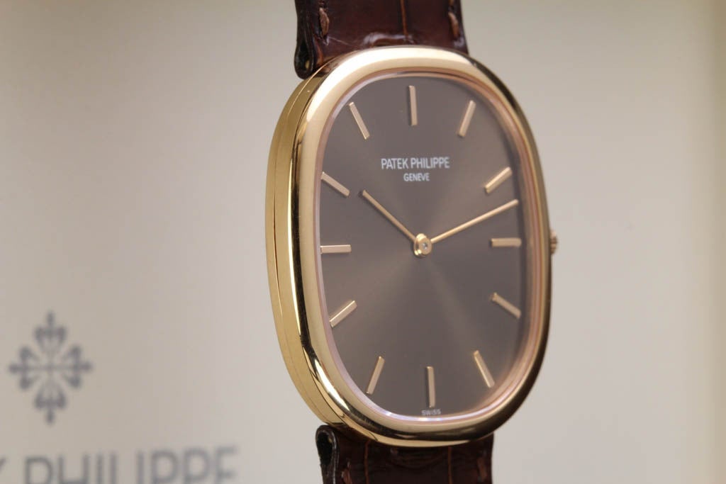 Patek Philippe Rose Gold Automatic Golden Ellipse Wristwatch In Excellent Condition In Miami Beach, FL