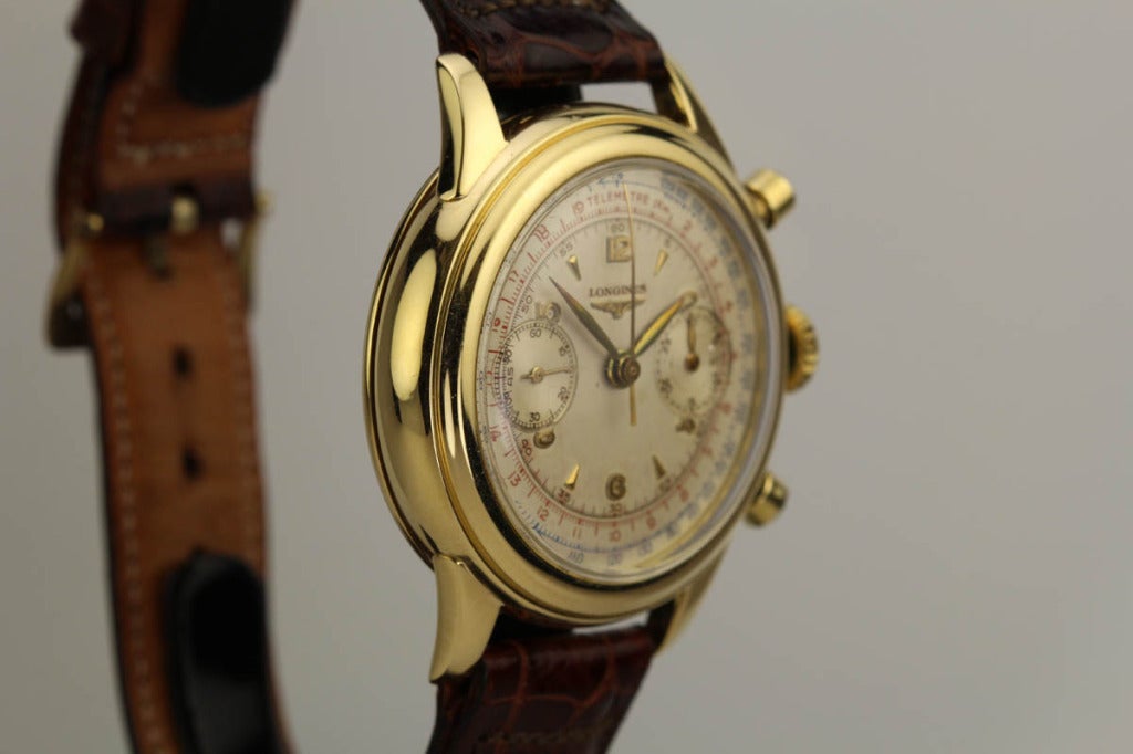 Longines Yellow Gold Chronograph Wristwatch circa 1950s In Good Condition In Miami Beach, FL
