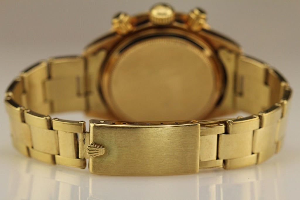 Rolex Yellow Gold Oyster Daytona Wristwatch Ref 6263 In Excellent Condition In Miami Beach, FL