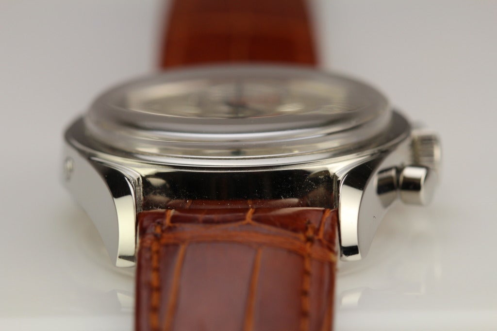 Universal Stainless Steel Tri-Compax Triple-Calendar Chronograph Wristwatch circa 1960s 2