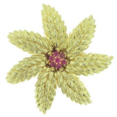 Tiffany & Co. Ruby Gold flower Brooch 2