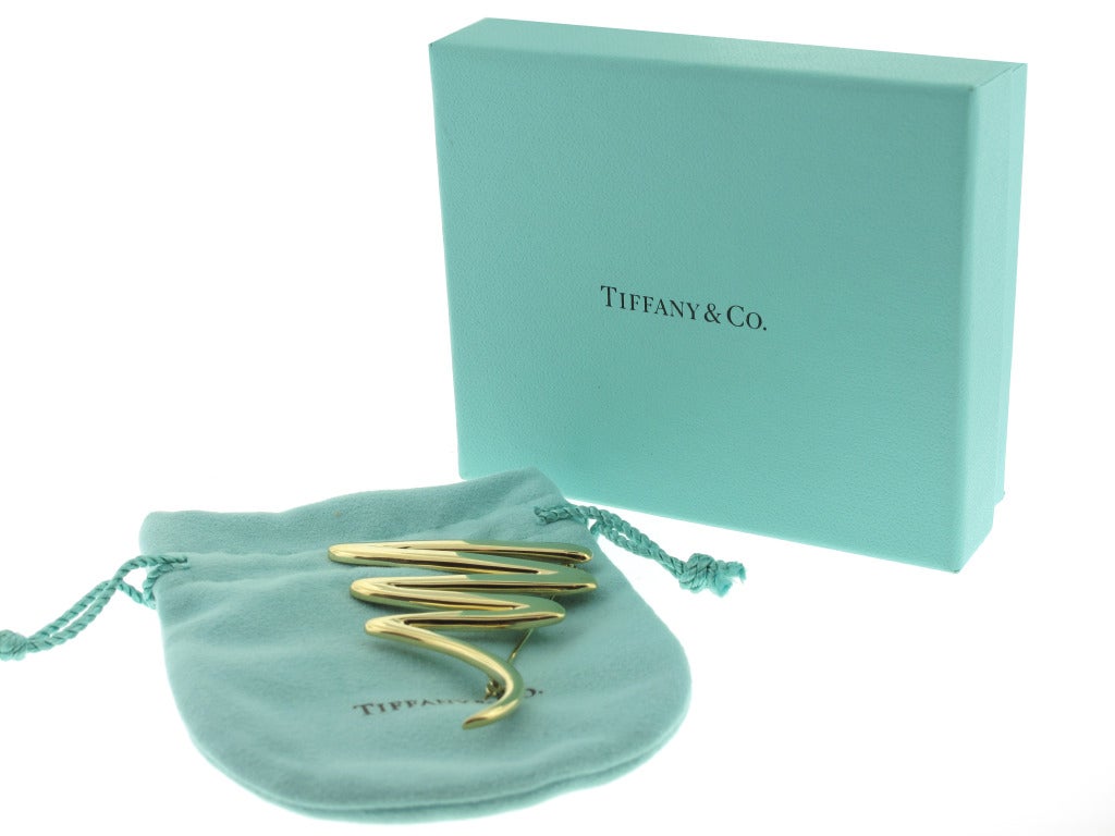 Tiffany & Co. Yellow Gold Paloma Picasso Large Scribble Brooch In New Condition In Bethesda, MD