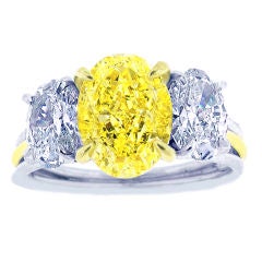 Bague en diamant canari