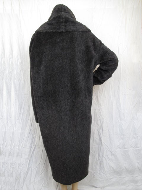 ROMEO GIGLI Gray Alpaca Large Collar Fur Coat For Sale at 1stDibs