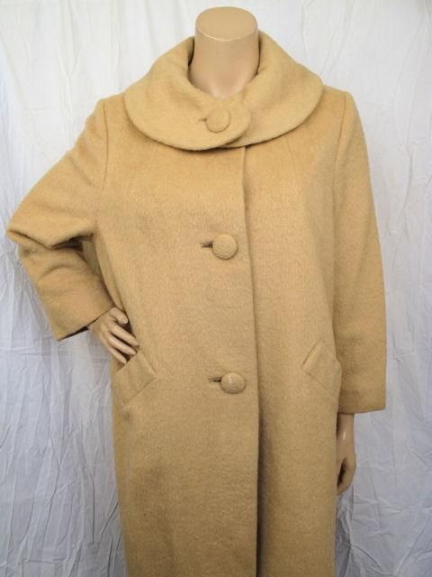 Women's LILLI ANN Tan Wool & Mohair Coat For Sale