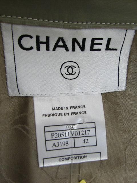 Chanel 03C Taupe Leather Jacket For Sale 3
