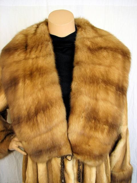 * This amazing coat is so soft & luxurious but also light weight!<br />
* It closes with hook & eyes along with a leather drawstring at the waist.<br />
<br />
Measurements<br />
<br />
Sleeves 29<br />
Chest 42<br />
Length 57<br />
Sweep