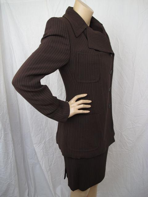 GUCCI Brown Pinstriped Pencil Skirtsuit For Sale 2
