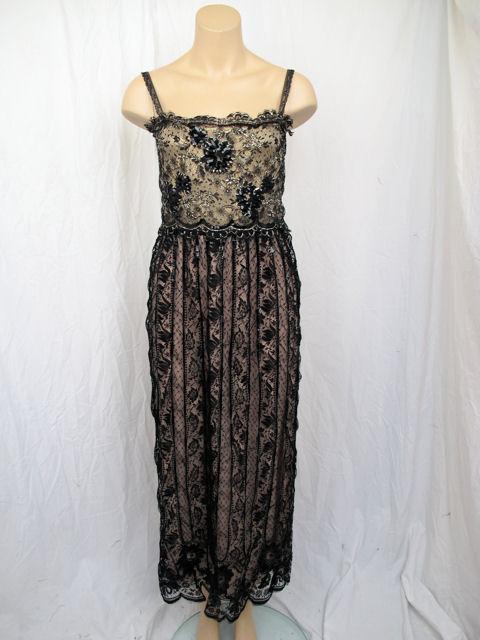 HOLLYS HARP Blk Lace Over Nude Dress