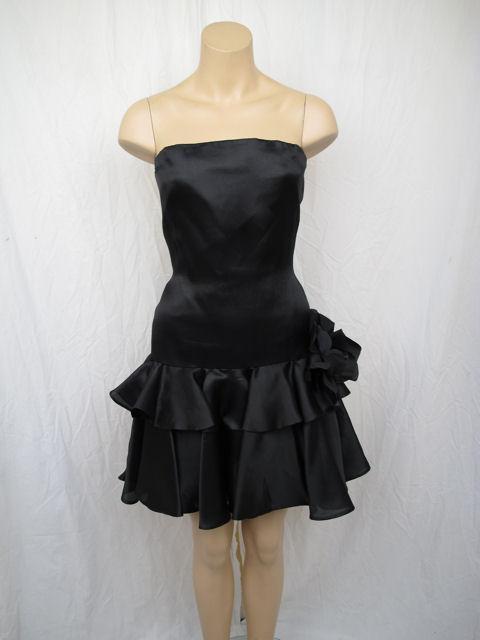 OSCAR DE LA RENTA Blk Taffeta Strapless Tiered Mini Dress