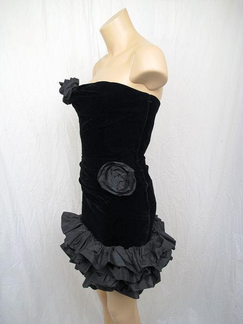 VICTOR COSTA Blk Velvet & Taffeta Strapless Mini Dress For Sale 3