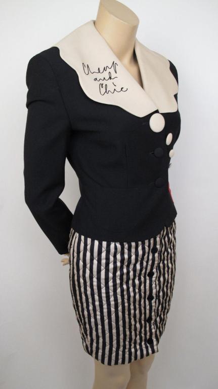 MOSCHINO Cheap & Chic Blk & Ivory Logo Shirtsuit For Sale 2