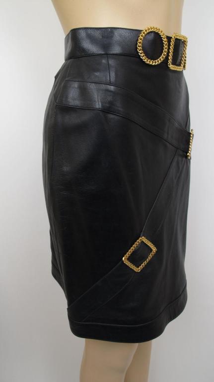 Women's CHANEL Blk Leather Gold Buckle Skirt For Sale
