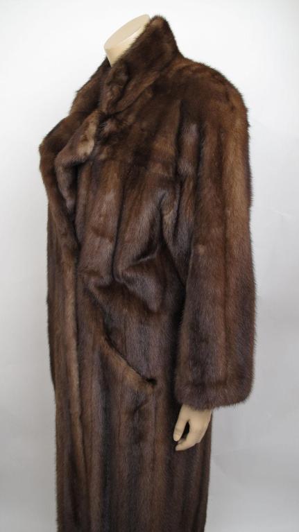 Stunning S. GARBER FURS Brown Mink Coat For Sale 2
