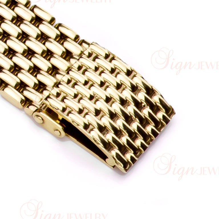 Geneva Yellow Gold Diamond Dress Quartz Wristwatch In Excellent Condition In New York, NY