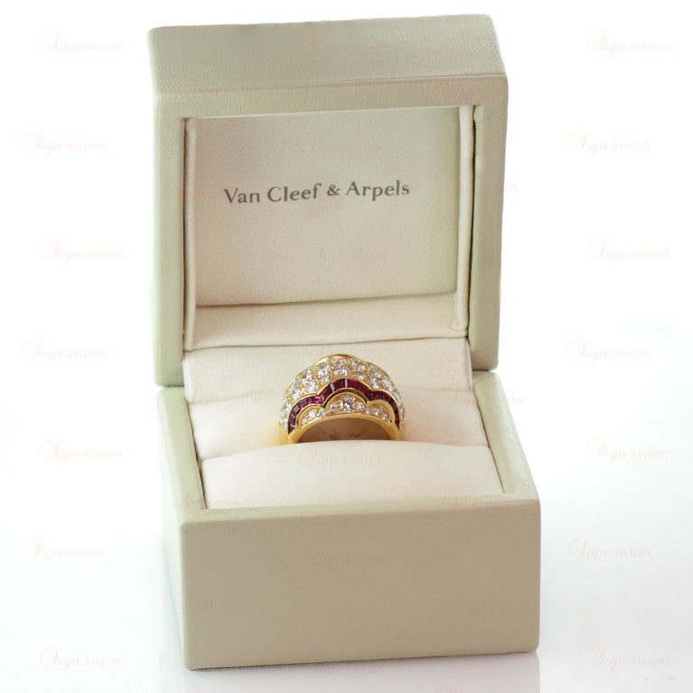 Van Cleef & Arpels Diamond Ruby Wave Ring In Excellent Condition In New York, NY