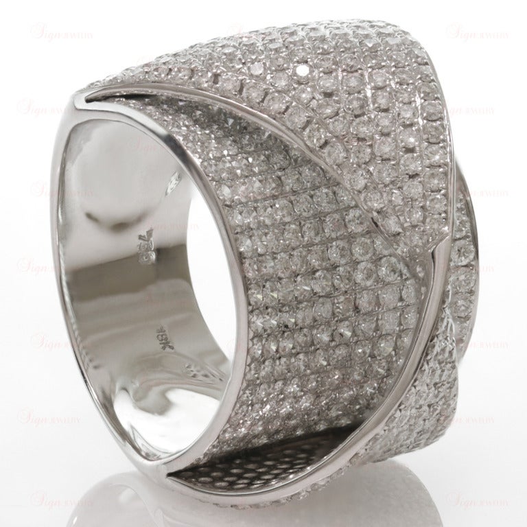 Geometric Pave Diamond White Gold Wave Ring 3