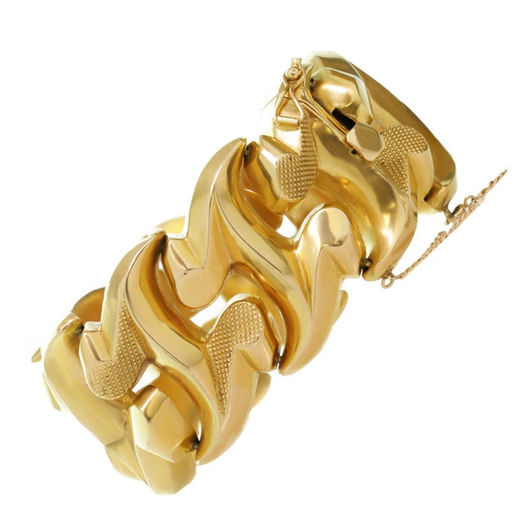 Ferrari Orafi Rare 1940s Yellow Gold Wide Link Bracelet at 1stDibs