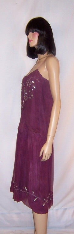 1920's Mauve Silk Chiffon Dress with Silver Beaded Embellishments In Good Condition For Sale In Oradell, NJ