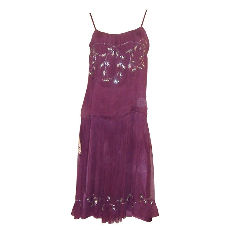 1920
s Mauve Silk Chiffon Dress with Silver Beaded Embellishments For Sale