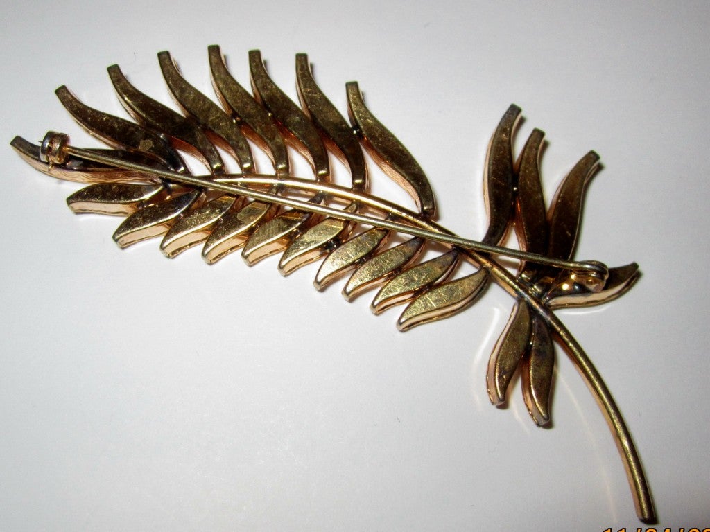 Elegant Gold-Toned Leaf Brooch with Clear Rhinestones In Excellent Condition For Sale In Oradell, NJ
