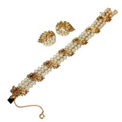 Vintage Trifari Pearl & Gold-Tone Bracelet & Earring Set