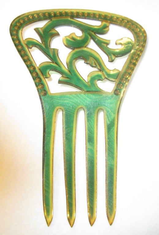 1920's Art Deco  Green Celluloid Comb