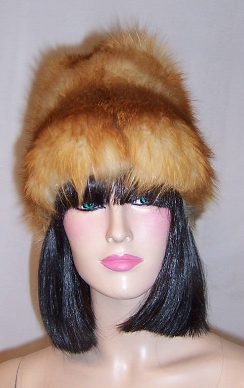 Extraordinarily Beautiful, 1960's Vintage, Red, White, & Gray Fox Fur Hat For Sale 2