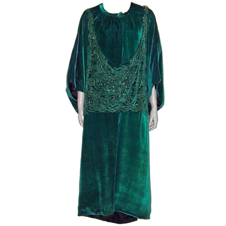 1920's Viridian Green Silk Velvet Cocoon, Beaded Coat- A Study in Orientalism For Sale