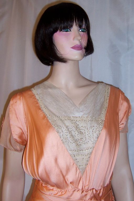 Edwardian (1890-1910) Apricot Charmeuse & Silk Chiffon Gown For Sale 4